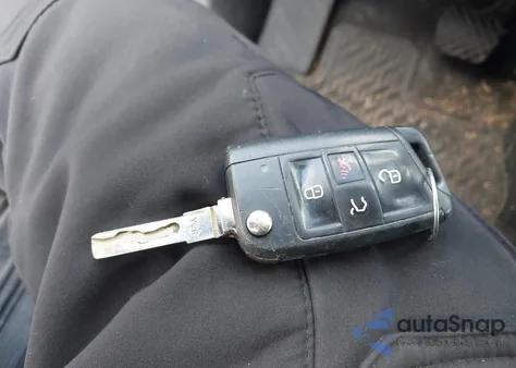 2015 Volkswagen Golf Tsi S 4-Door z USA, uszkodzony, nr VIN 3VW217AU4FM010534